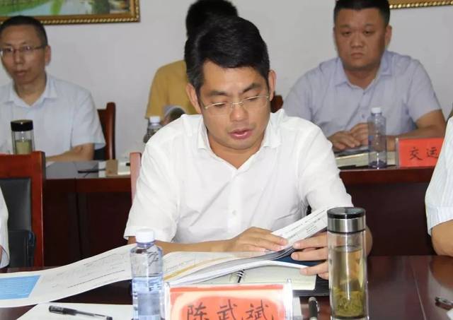 **陈武斌指出,篓子石康养旅游度假区项目规划理念新颖,起点很高,对于