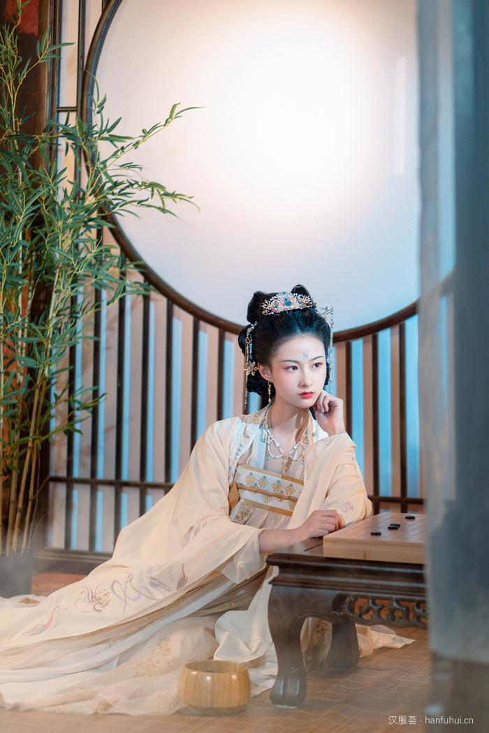 着名基金司理官宣：限购！