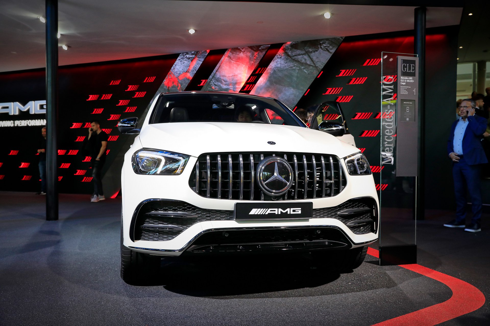 法兰克福车展:梅赛德斯-amg gle 53 coupe
