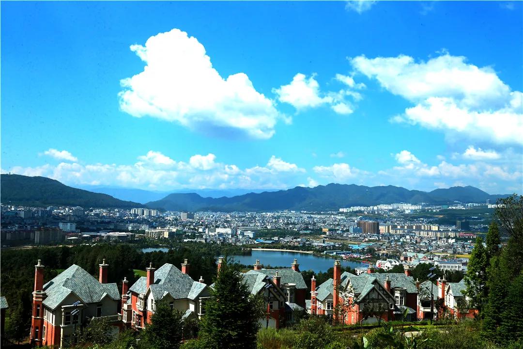 美丽腾冲大家建美德双馨至善腾冲