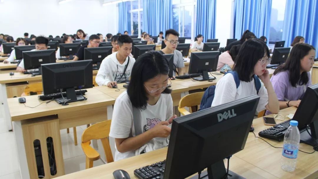 成长园地迎新步伐自主选课