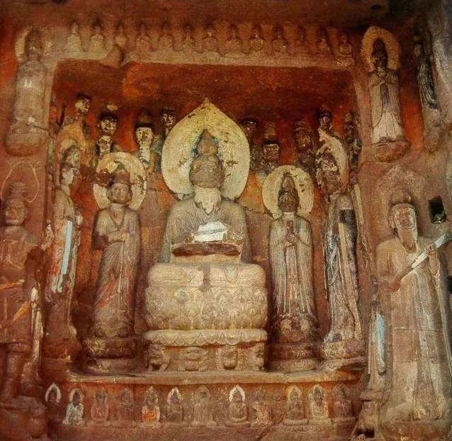 资中罗汉洞(图片来自网络)罗汉洞还有摩崖石刻,有"释迦拈花讲法图",有