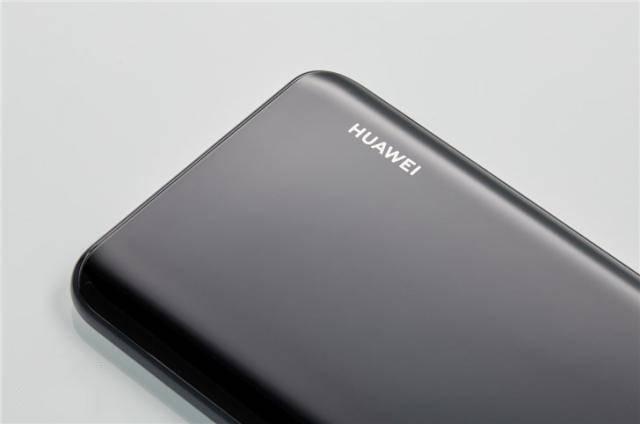 荣耀9x的瓶装上8x的酒——性价比不高的荣耀10plus_华为