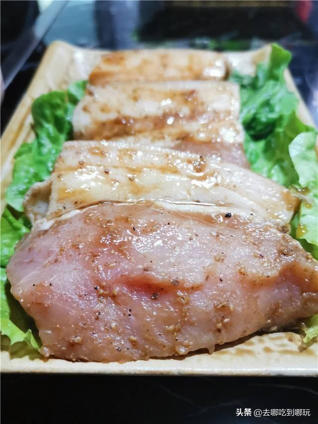 贵阳坨坨肉特色烧烤图片