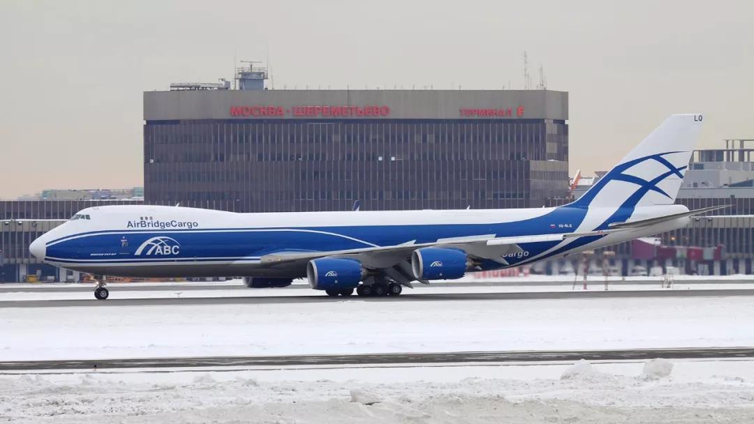 從達索獵鷹,空客a320到波音747-8,俄羅斯民航飛機掠影_圖波列夫圖