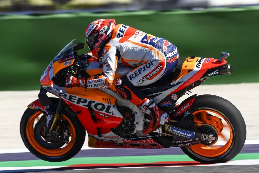 2019motogp圣马力诺站决战终点前