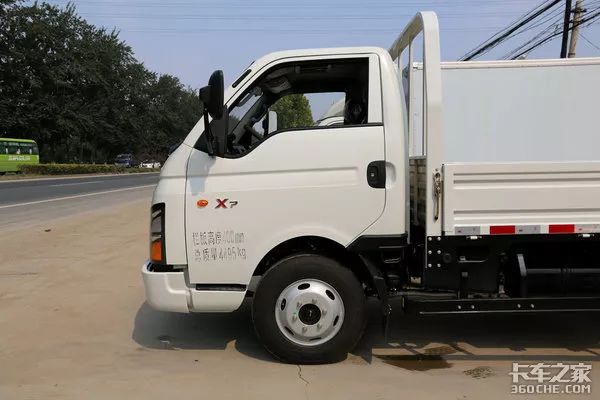 外观萌萌哒 内饰轿车化 江淮轿卡x7商贸节油版来了!