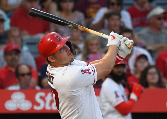 神鳟特劳特开刀切除神经瘤 mvp大热门本赛季提前报销