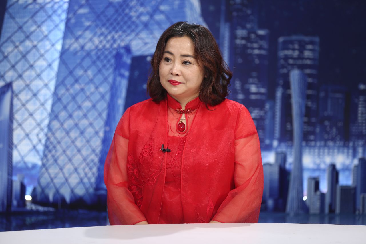 来到奥林匹克体育中心1号演播厅对话央视著名主持人陆梅,来和我们分享