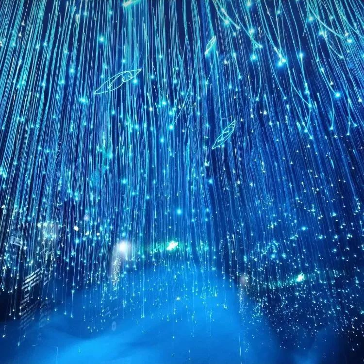 原创幻境星辰展沉浸式艺术娱乐展北京站我们的目标是星辰大海