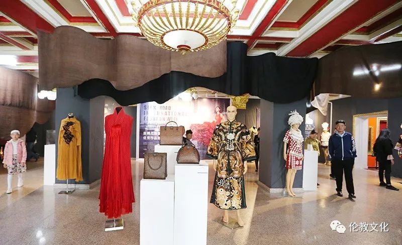 资讯在乌兰巴托遇见顺德香云纱丝绸之路国际时装周优秀作品海外巡展