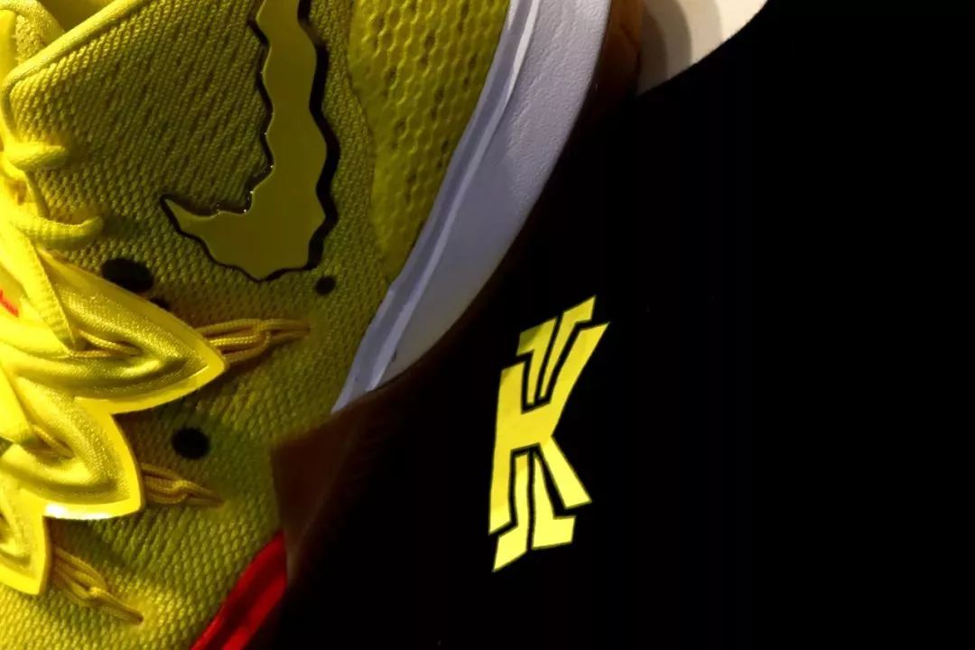 天津colour 现已开售# 海绵宝宝联名 | nike kyrie spongebob t