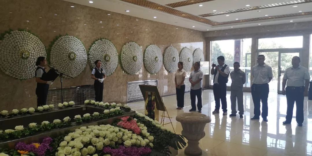 9月9日,新疆乌鲁木齐市第三殡仪馆组织部分干部职工到乌鲁木齐市第一