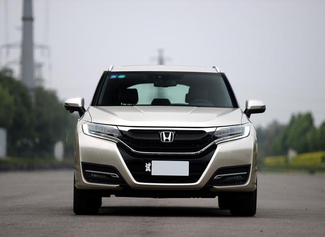 本田最用心的一款suv,溜背 大空间,比途观l和汉兰达适合年轻人