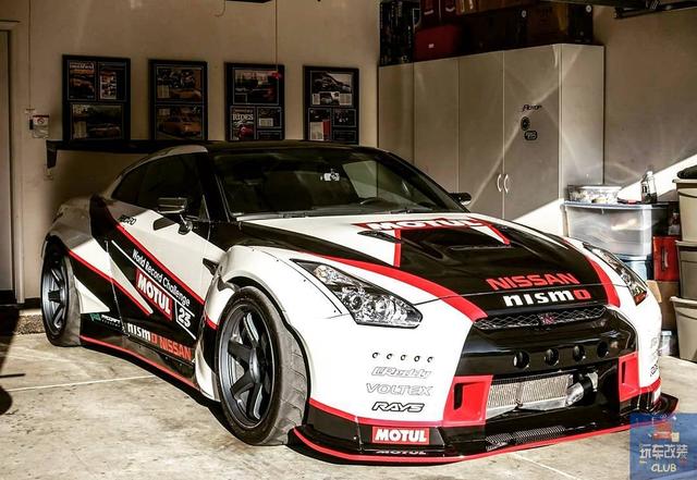 打造真正的"赛道版"日产gt-r,让"东瀛战神"名副其实的存在!