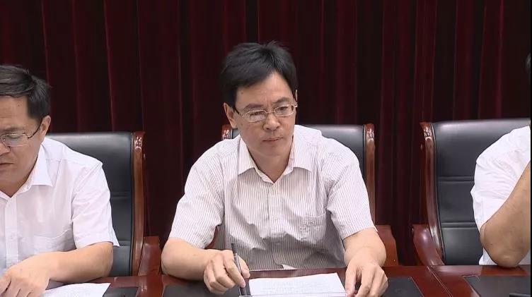 市委第四巡回指导组组长王敏,副组长张笑言,县领导崔学民,刘湛清,马崇