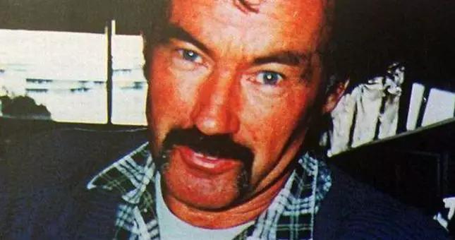 伊万·米拉特的父母工作很努力,家教也很严格,不过考虑到这是一个有着