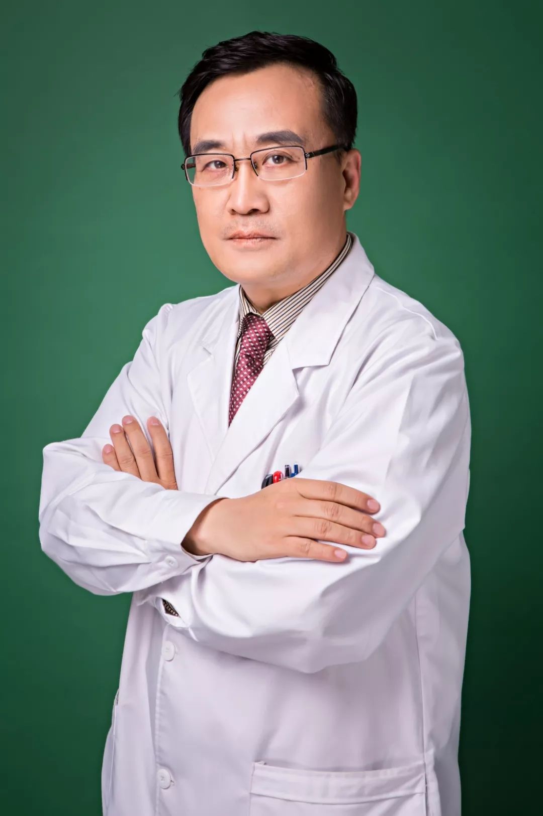 副主任医师秦玉坤 副主任医师柳凤亭 主任医师王华庆 主任医师义诊