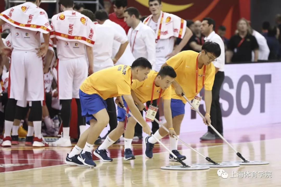 发送温暖上体小火炬志愿服务篮球世界杯