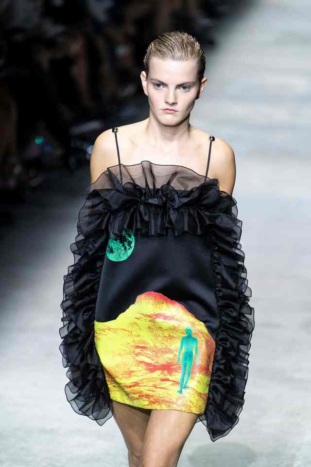 伦敦时装周——设计师克里斯托弗·凯恩时装秀