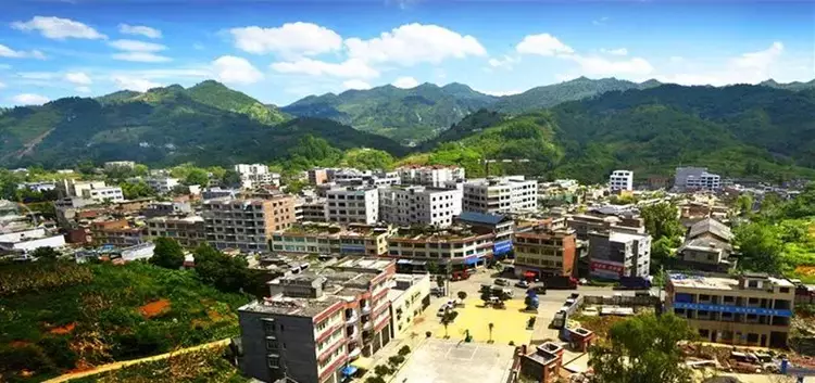 良村镇,街上_大山谷图库