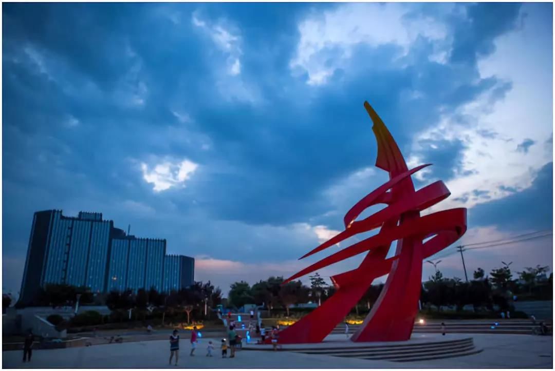 时代广场c座升级上市!即将启筹!_阎良