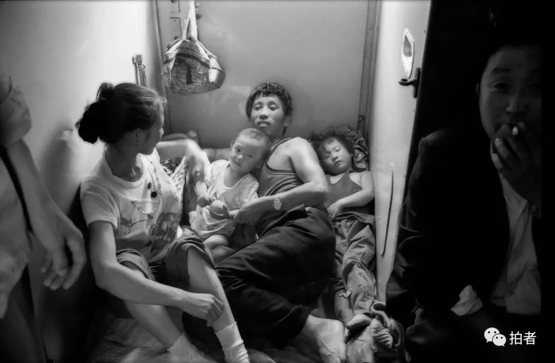 为拍火车上的中国人他曾被小偷认为是同行