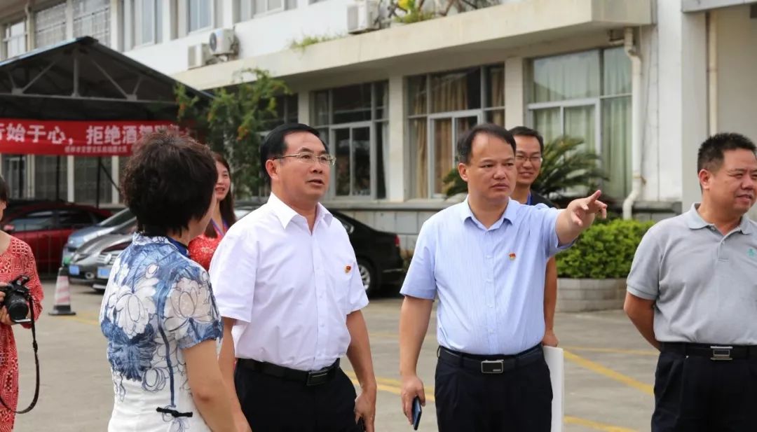 常委,政法委书记赵志军,市委政法委副书记毛永安,市教育局局长唐建林