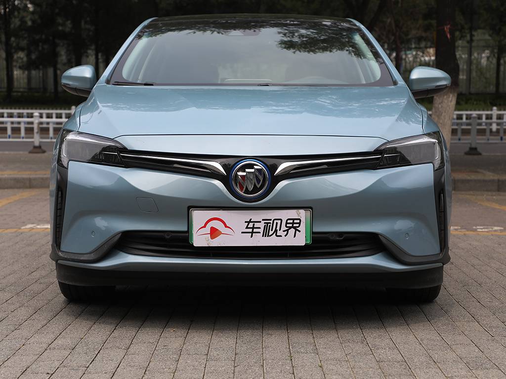 外形养眼底盘功力深厚试驾别克velite6