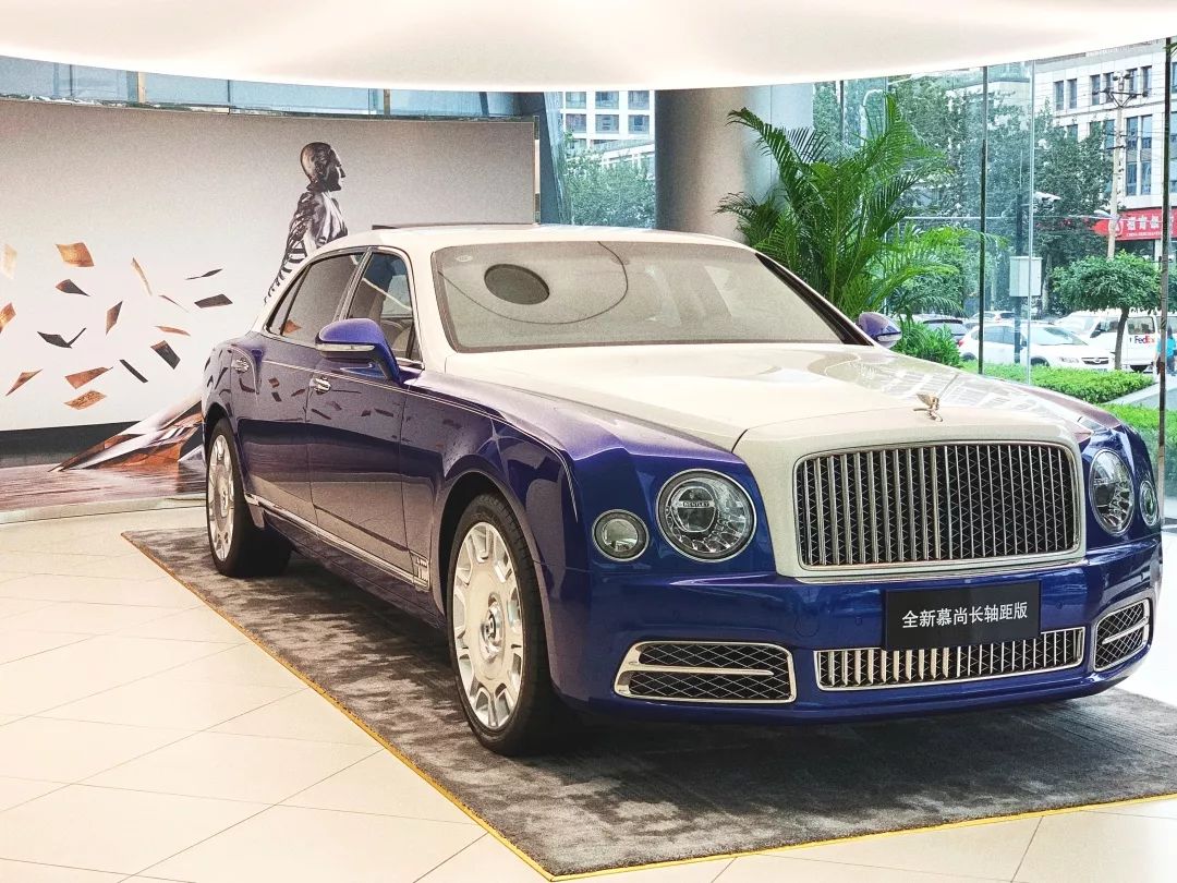 宾利北京丨中秋快乐祝好运