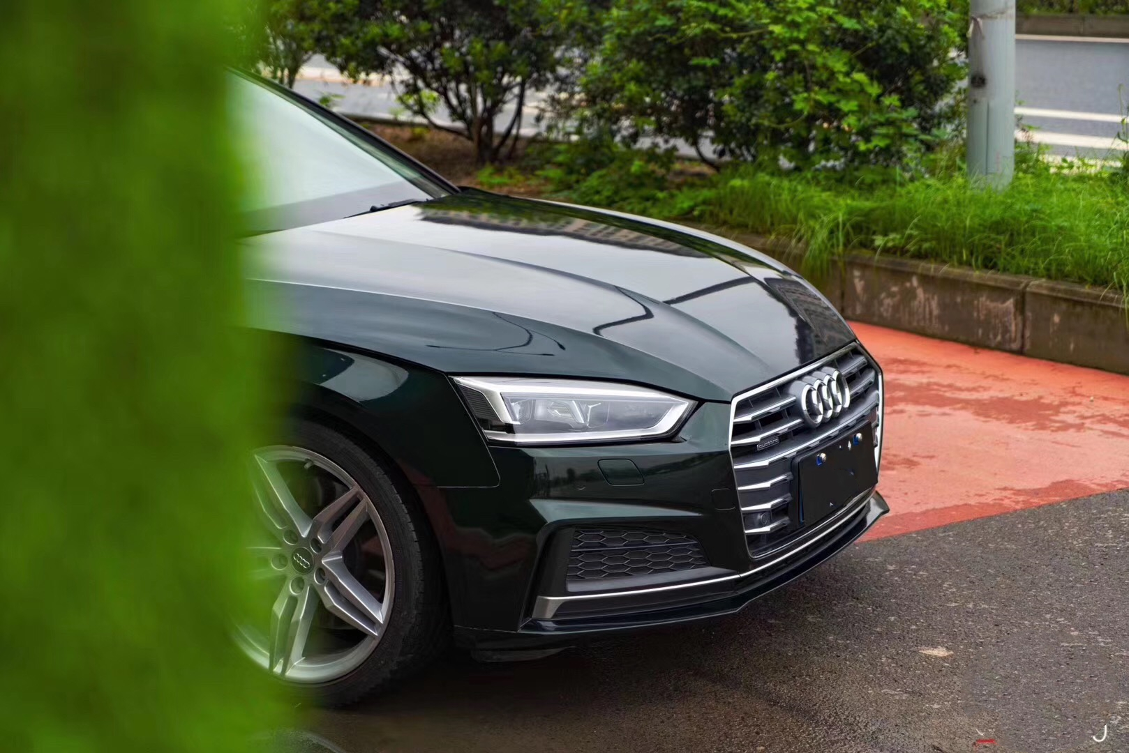 梦想与奢华相伴 祖母石绿奥迪a5