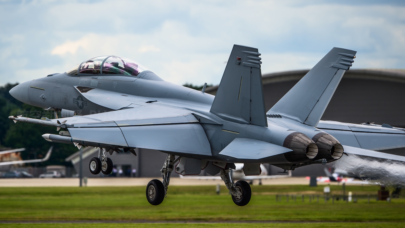 fa18f超级大黄蜂高清图现役最强双座舰载机美国海军的主力