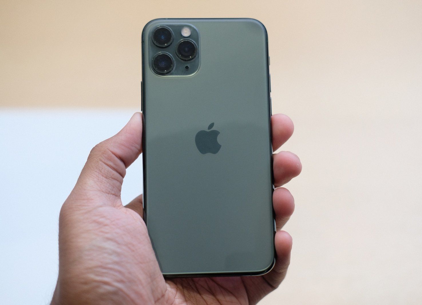 64gb內存真的夠用看完iphone11系列內存才明白庫克的精明