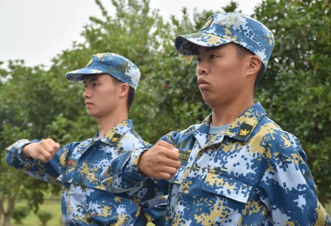 大一军训特辑来了