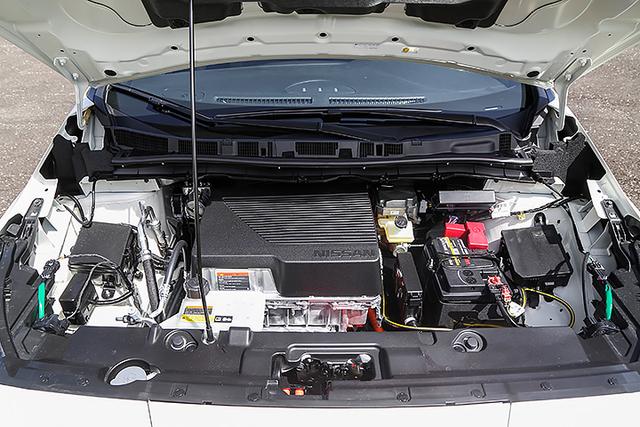 日产聆风搭载容量为 40kwh 的电池组,电动马达最高输出功率 110kw(147