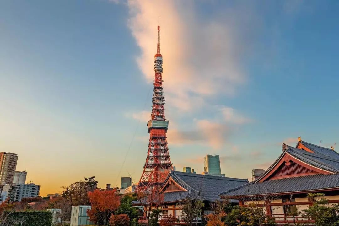 东京铁塔作为去日本旅游的必打卡之地,想必也不用小编多介绍了~具体的