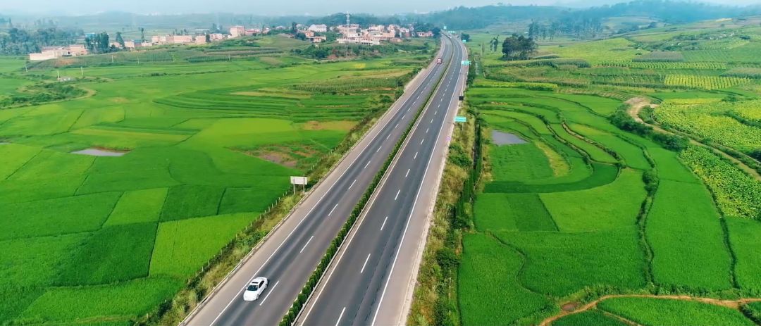 西畴高速公路图片