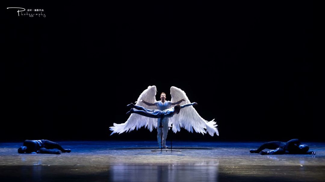 art people show来自俄罗斯的全男班流行舞天团他们就是目前欧洲最火