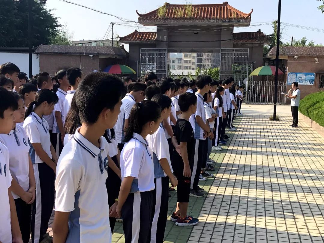 快讯民德中学举行民族之光共和国的脊梁中国核潜艇之父黄旭华院士故事