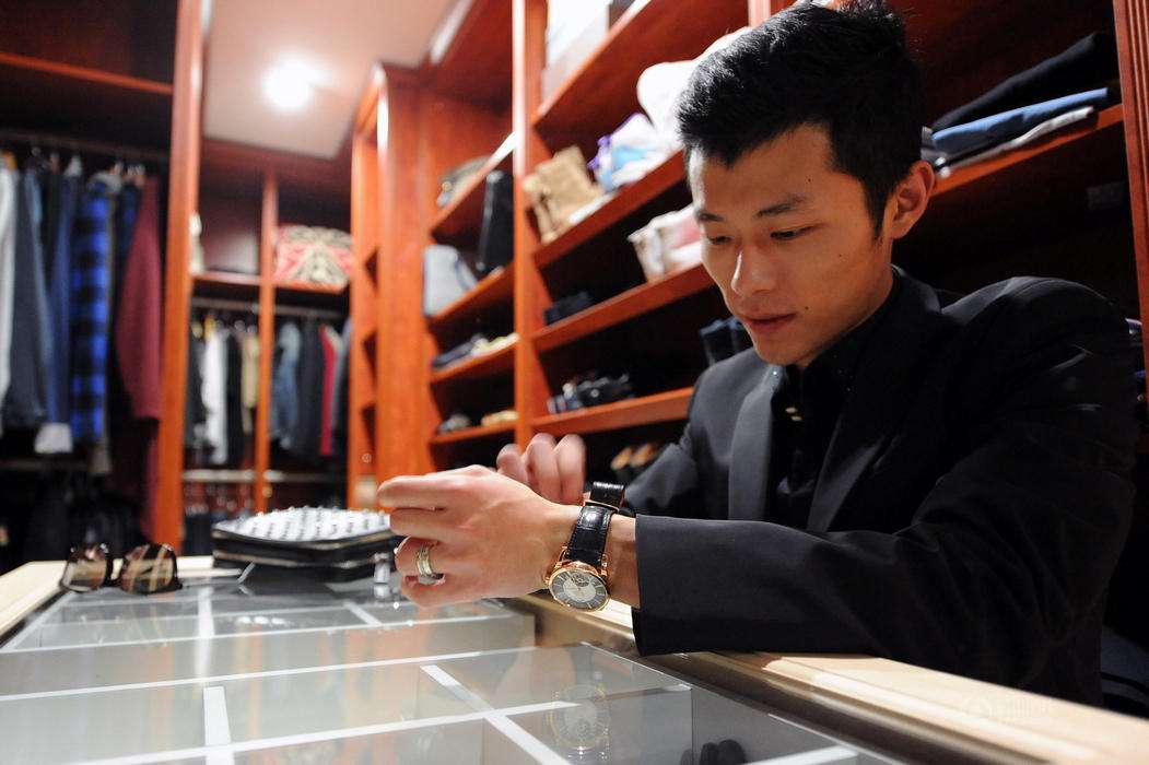 请关注"全职企业管家"官微或百度搜索"全职企业管家",在线咨询,我们的