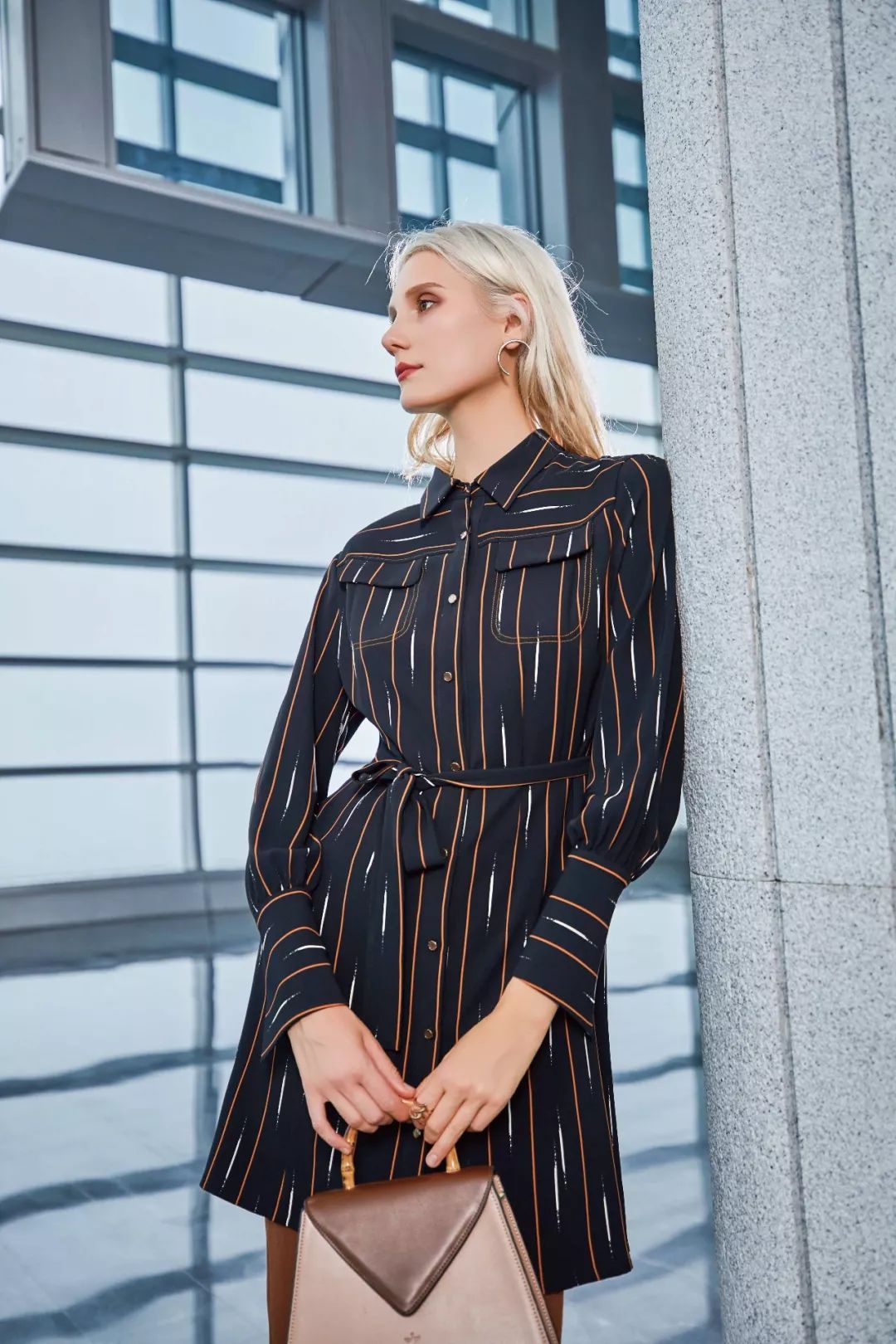 豫发郑州国际时装周丨2019发布品牌丨娅丽达展现女性的专属优雅与时尚