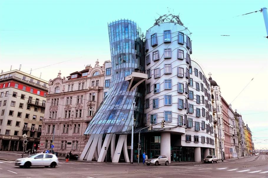 大设计资讯解构主义建筑大师frankgehry