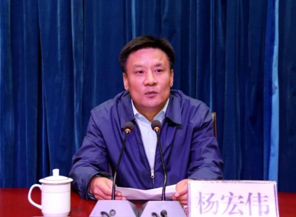 市扶贫局副局长王其伟,新区管委会副书记王新峰受邀出席会议,耀州区