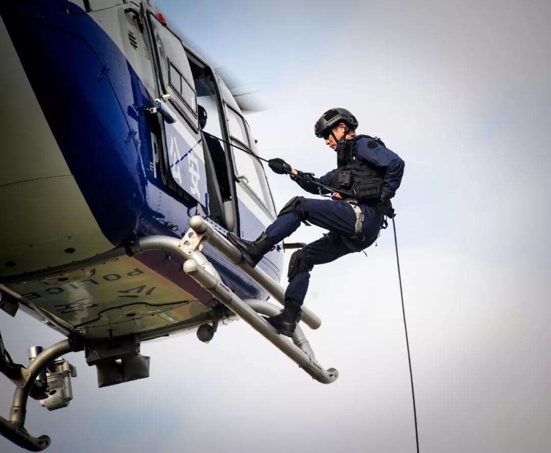 暴恐克星 处突尖兵