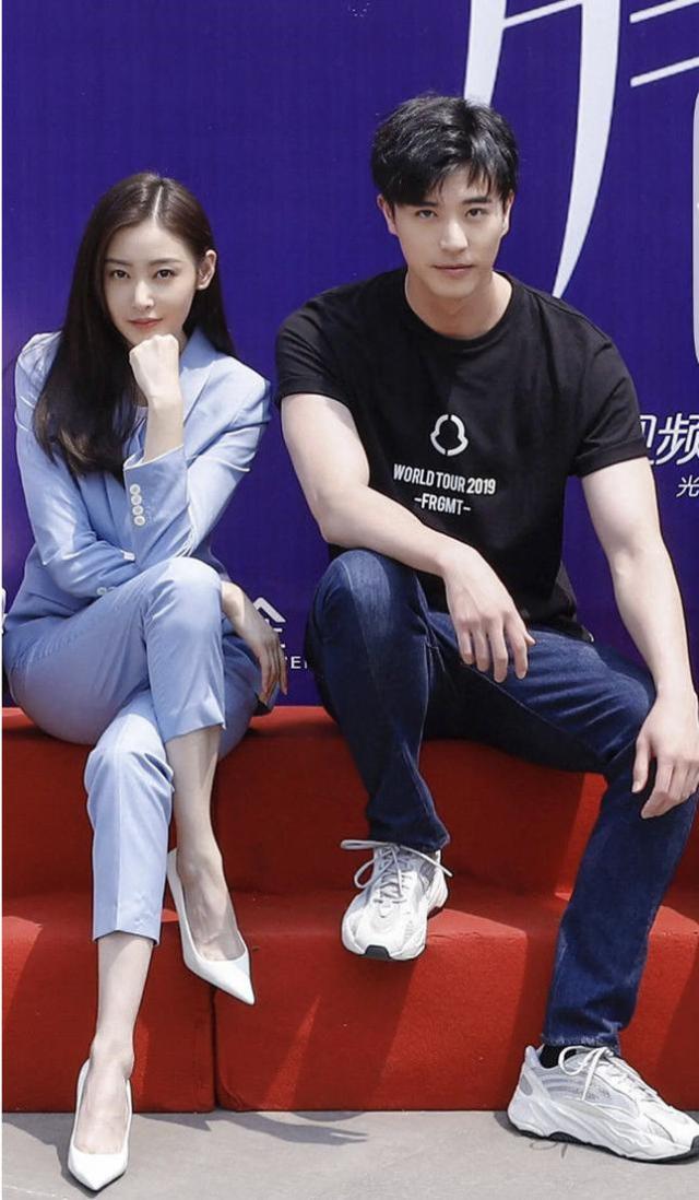 张天爱恋情曝光这次不是王大陆网友扒出两人互动细节