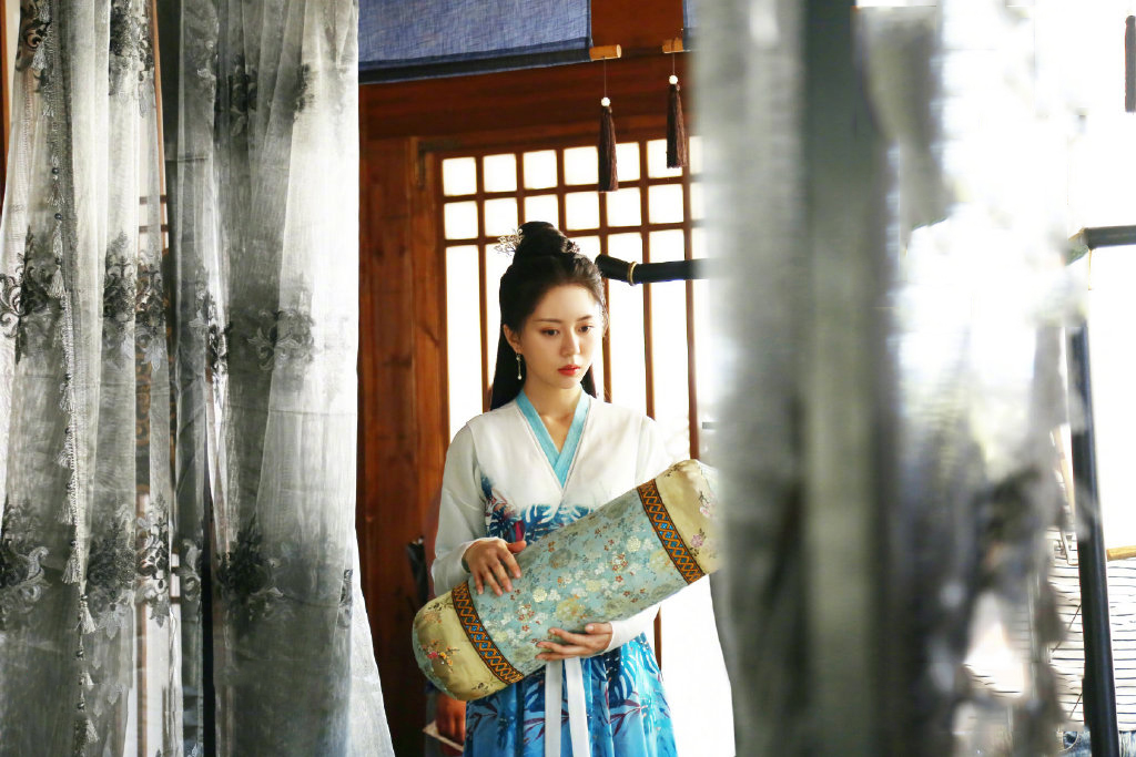 继美食网剧之后汤敏的甜宠剧来袭将军家的小娘子饰沈锦