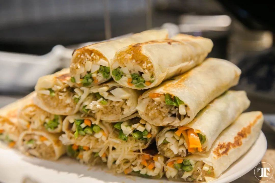 不管是饺饼筒,煎饺,鸡蛋麻糍,海苔麦饼每天早上一睁眼都在用味道展现