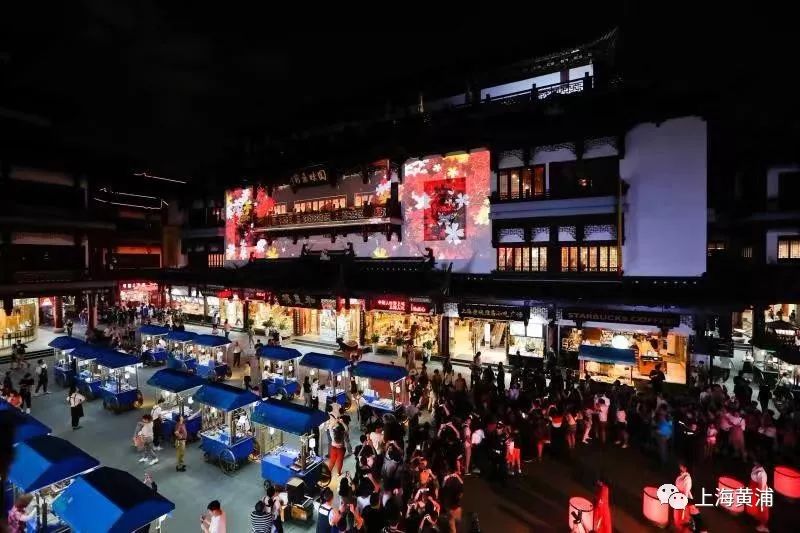 煥彩豫園夜市登場3d投影玉兔追月燈光秀上線