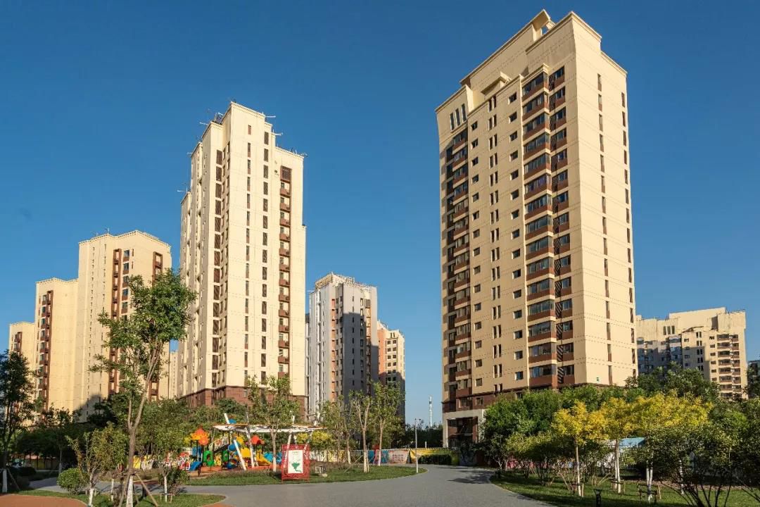 政策放宽中新天津生态城公屋申购现场火爆助力人才扎根落户