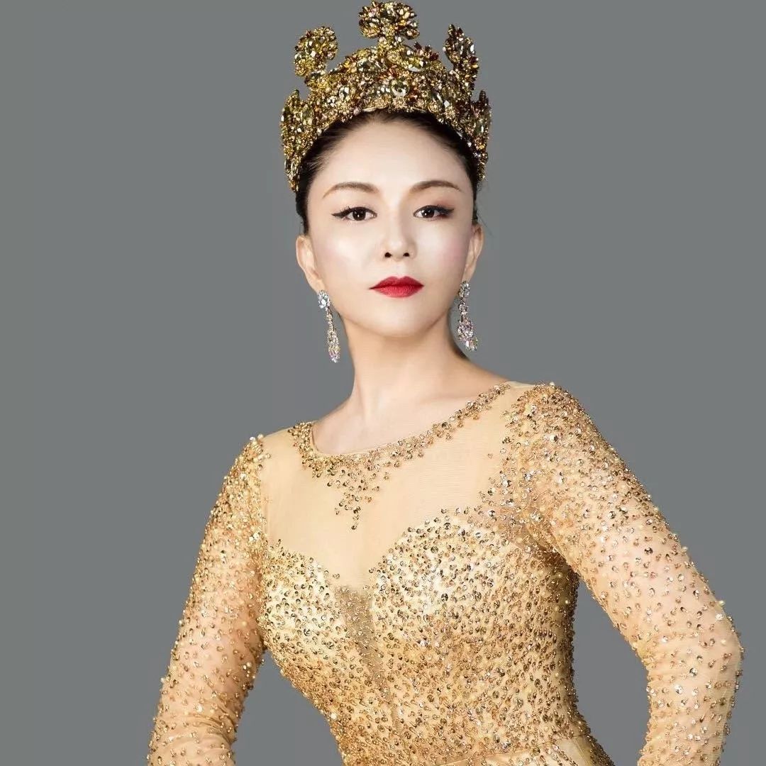 湖南卫视歌手草原天籁青格女士访问澳星国际传媒集团